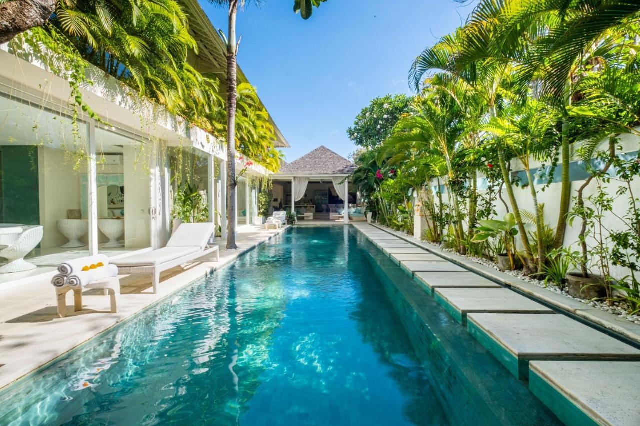 Villa Puro Blanco - CHSE Certified Kuta Lombok Exterior foto