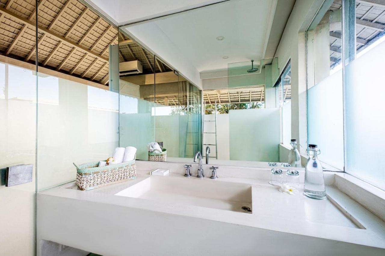 Villa Puro Blanco - CHSE Certified Kuta Lombok Exterior foto
